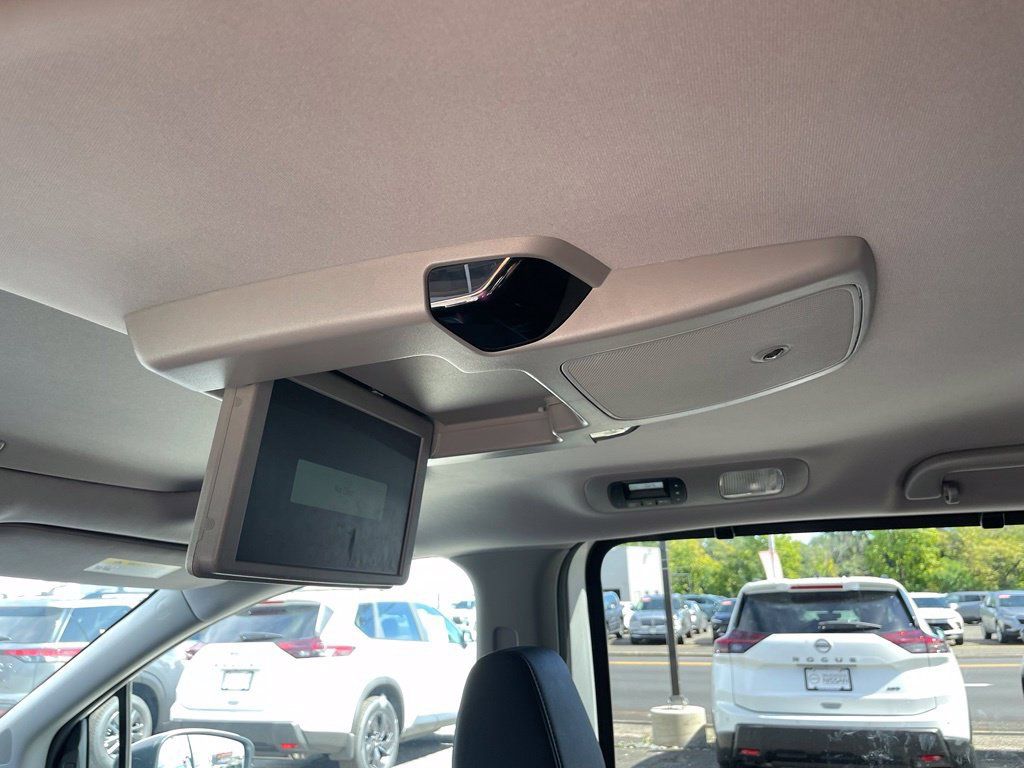 Used 2024 Honda Odyssey Touring image 12