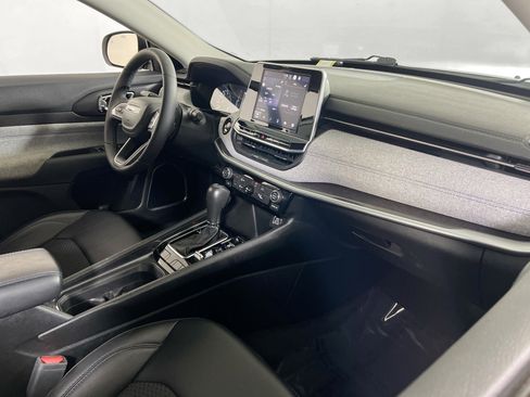 Used 2022 Jeep Compass Latitude image 26