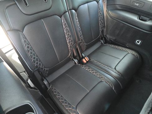 Used 2023 Jeep Grand Cherokee L Summit AWD/4WD image 33