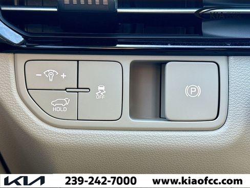 New 2026 Kia Sportage EX image 33