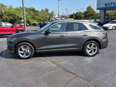 Used 2026 Genesis GV70 2.5T Advanced AWD/4WD image 2