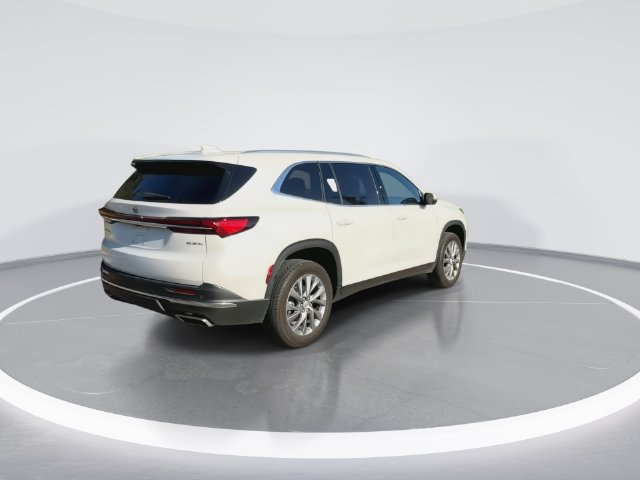 Used 2025 Buick Enclave Preferred FWD image 11