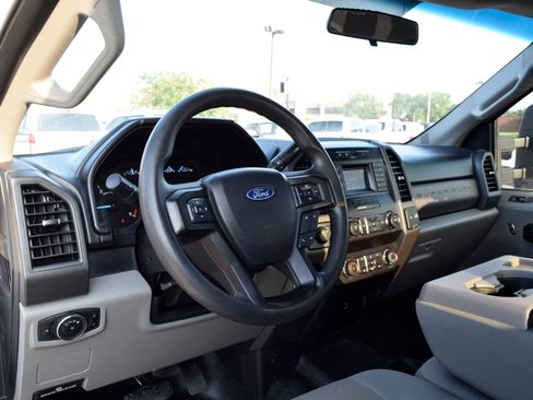 Used 2019 Ford F350 XL w/ Power Equipment Group AWD/4WD image 16