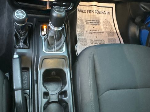 Used 2022 Jeep Wrangler Unlimited Sahara w/ LED Lighting Group image 14