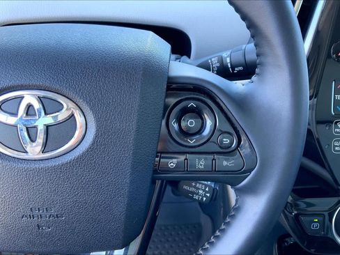Used 2020 Toyota Prius Prime Limited image 24