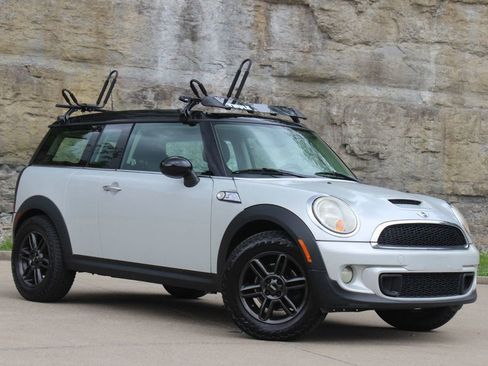 Used 2011 MINI Cooper Clubman S image 3