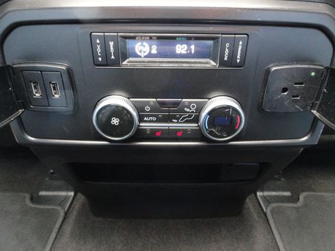 Used 2019 Ford Expedition Max Limited AWD/4WD image 28