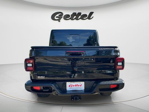 Used 2021 Jeep Gladiator Overland AWD/4WD image 5