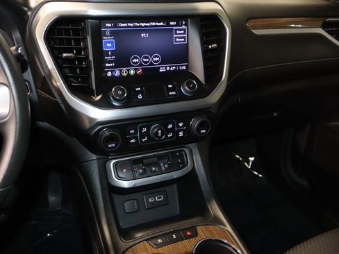 Used 2023 GMC Acadia SLE FWD image 37