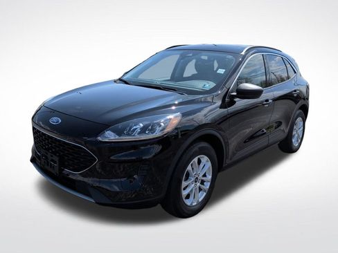 Certified 2022 Ford Escape SE w/ Cold Weather Package AWD/4WD image 3