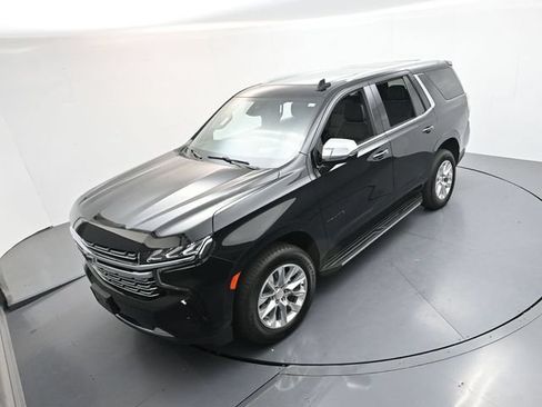 Used 2023 Chevrolet Tahoe Premier w/ Premium Package AWD/4WD image 39