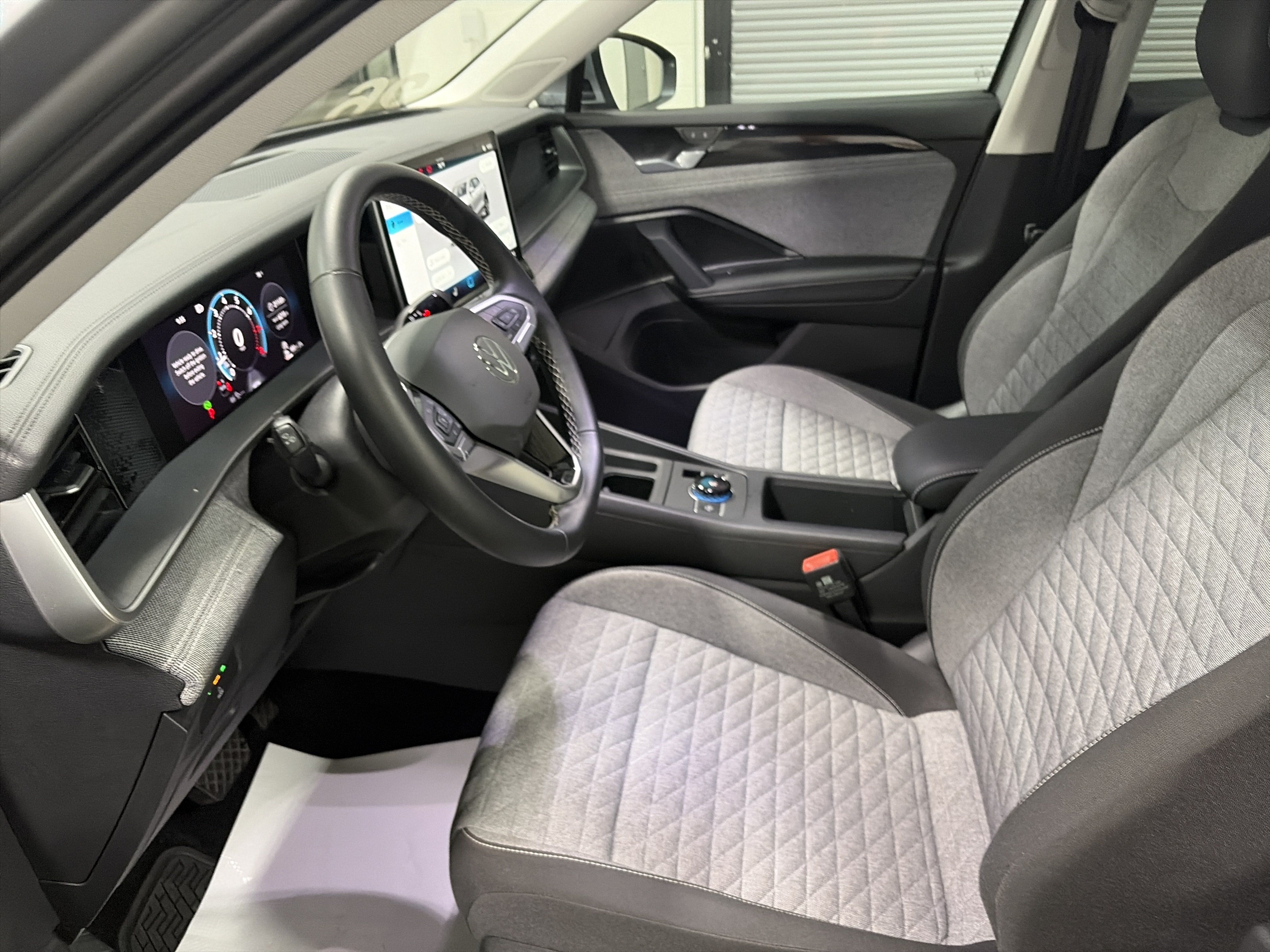 Certified 2026 Volkswagen Tiguan S AWD/4WD image 11
