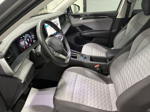 Certified 2026 Volkswagen Tiguan S AWD/4WD image 11