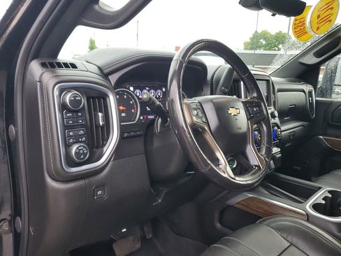 Used 2020 Chevrolet Silverado 2500 High Country image 17