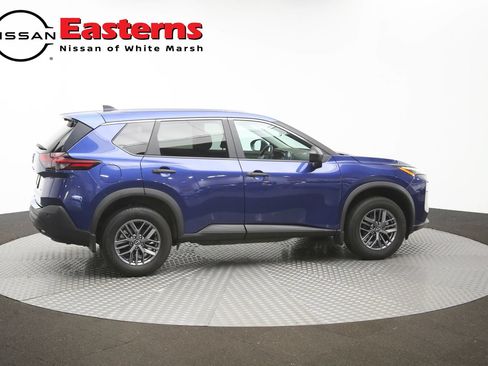Used 2023 Nissan Rogue S AWD/4WD image 43