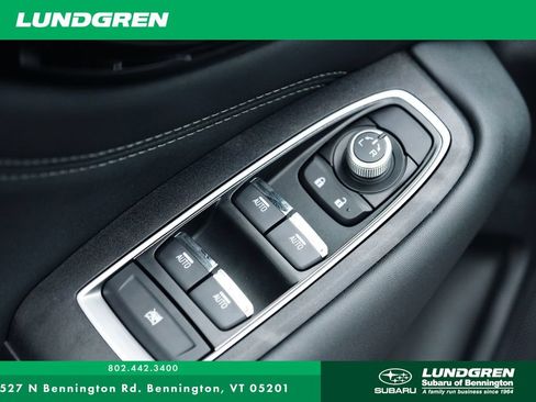Used 2024 Subaru Outback Limited AWD/4WD image 12