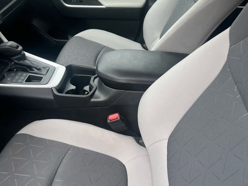 Used 2020 Toyota RAV4 XLE w/ All Weather Liner Package image 8