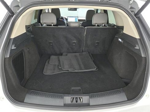 Certified 2023 Lincoln Corsair Reserve image 16