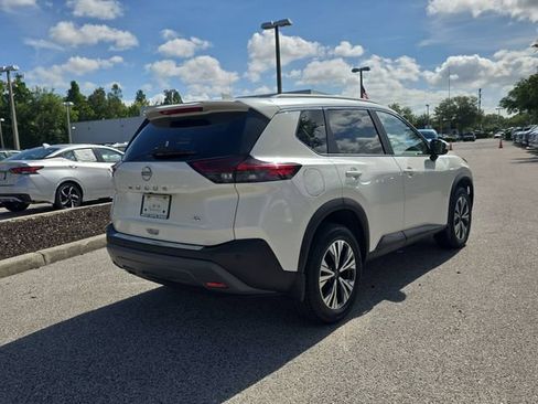 Certified 2023 Nissan Rogue SV w/ SV Premium B Package FWD image 8