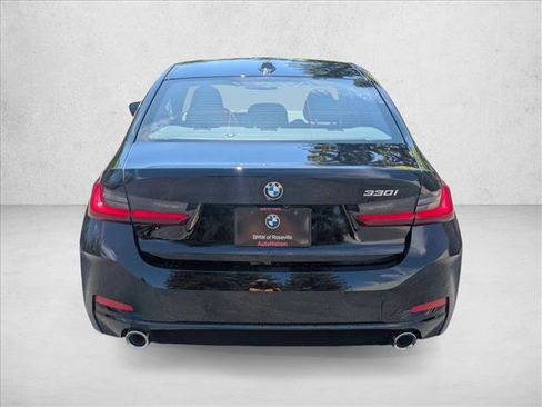 Used 2025 BMW 330i Sedan image 8