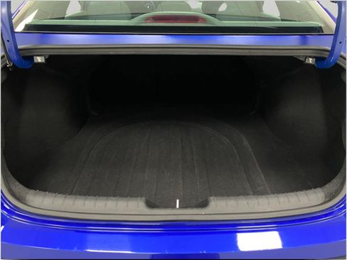 Certified 2025 Hyundai Elantra SEL FWD image 5