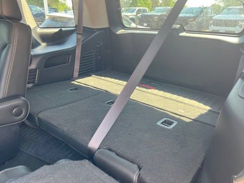 Used 2015 GMC Yukon Denali w/ Open Road Package AWD/4WD image 19