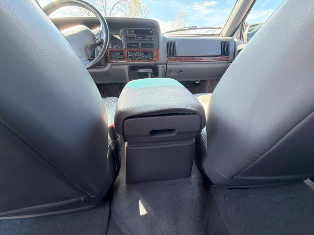 Used 1998 Jeep Grand Cherokee Limited AWD/4WD image 15