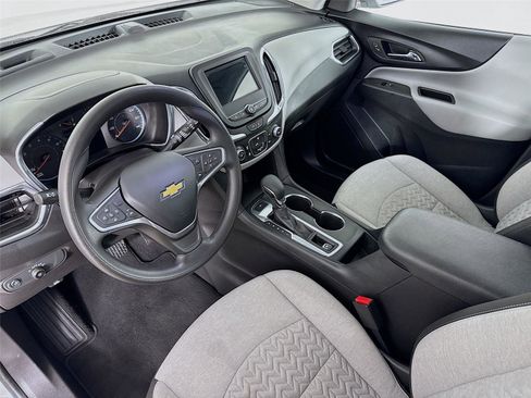 Used 2023 Chevrolet Equinox LS w/ Driver Confidence II Package image 10