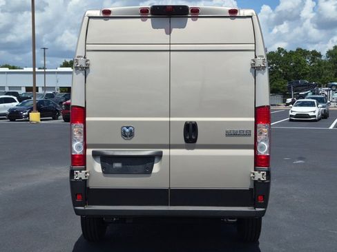 Used 2025 RAM ProMaster 2500 FWD image 6