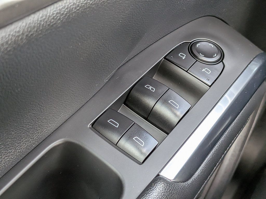 Certified 2025 Chevrolet Traverse LT AWD/4WD image 23