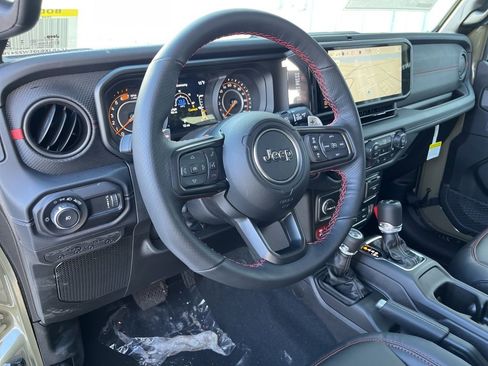 New 2026 Jeep Wrangler Unlimited Rubicon 392 w/ Quick Order Package 27X Moab AWD/4WD image 30