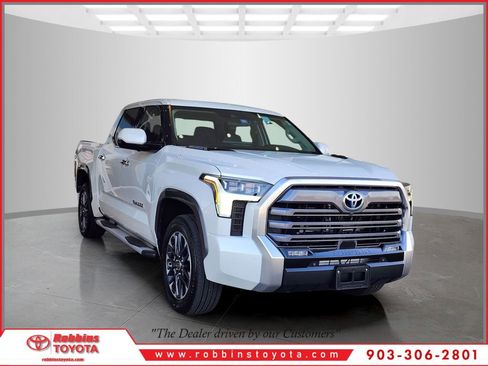 Used 2023 Toyota Tundra Limited image 1