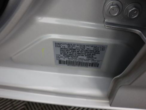 Certified 2022 Nissan Sentra S image 32