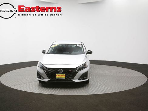 Used 2023 Nissan Altima 2.5 SR FWD image 48