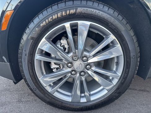 Certified 2025 Cadillac XT5 Premium Luxury w/ Technology Package image 12