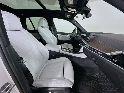 New 2026 BMW X5 xDrive50e w/ M Sport Package AWD/4WD image 44