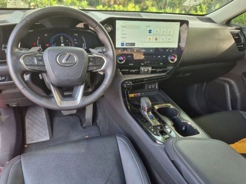 Used 2022 Lexus NX 350 AWD image 12
