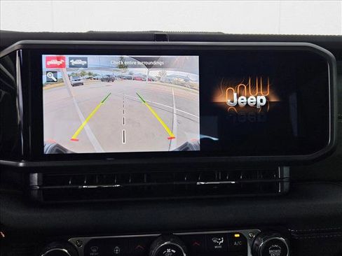 New 2025 Jeep Gladiator Mojave w/ Steel Bumper Group image 12