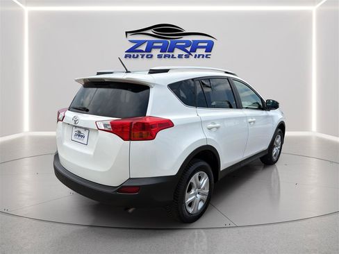 Used 2015 Toyota RAV4 LE AWD/4WD image 7