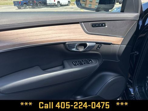 Used 2025 Volvo XC90 B6 Plus AWD/4WD image 28