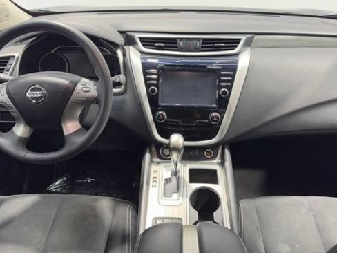 Used 2018 Nissan Murano SV w/ Premium Package FWD image 19