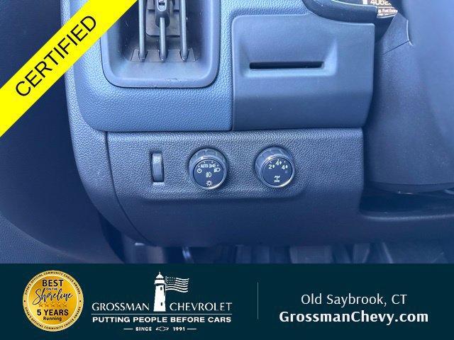Used 2016 Chevrolet Colorado Z71 AWD/4WD image 16