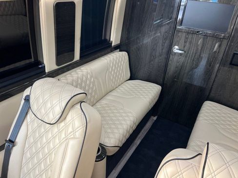 Used 2023 Mercedes-Benz Sprinter 3500 image 16