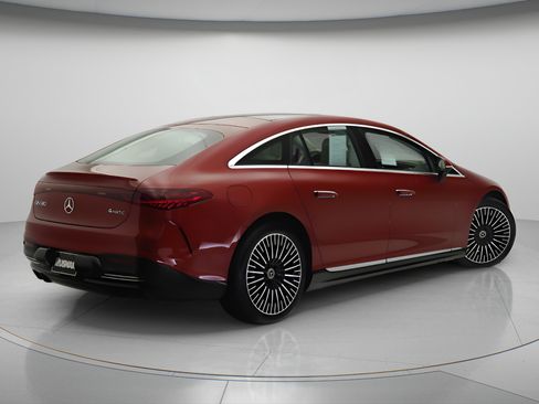 Certified 2023 Mercedes-Benz EQS 580 4MATIC Sedan image 4