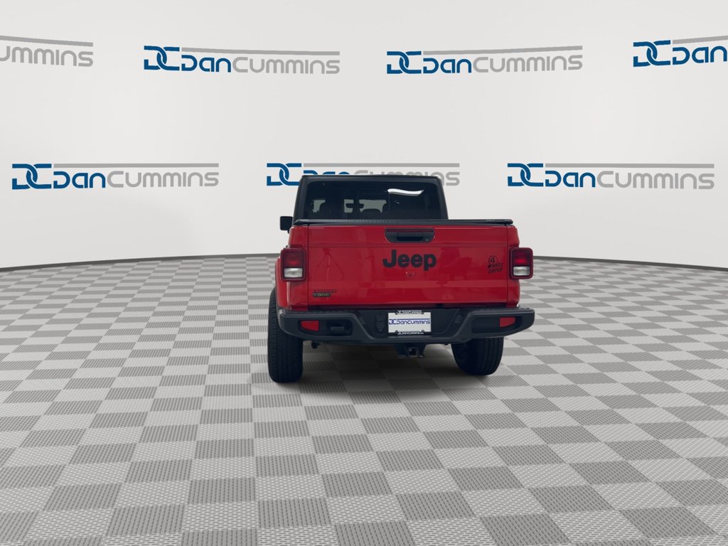 Used 2023 Jeep Gladiator Sport AWD/4WD image 7