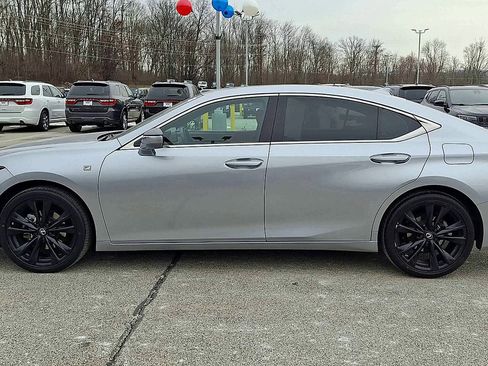 Used 2023 Lexus ES 300h F Sport image 5