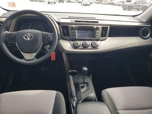 Used 2014 Toyota RAV4 LE image 10