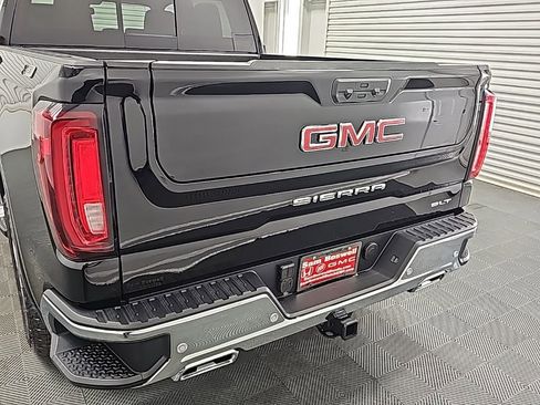 New 2026 GMC Sierra 1500 SLT w/ SLT Premium Plus Package AWD/4WD image 7