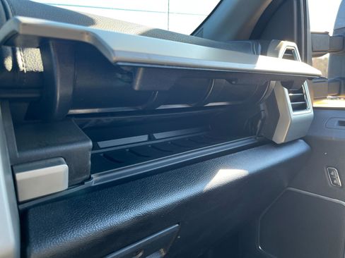 Used 2017 Ford F250 Lariat w/ Lariat Ultimate Package image 44