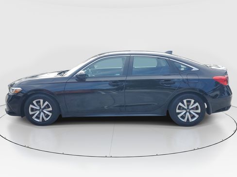Used 2023 Honda Civic LX image 6